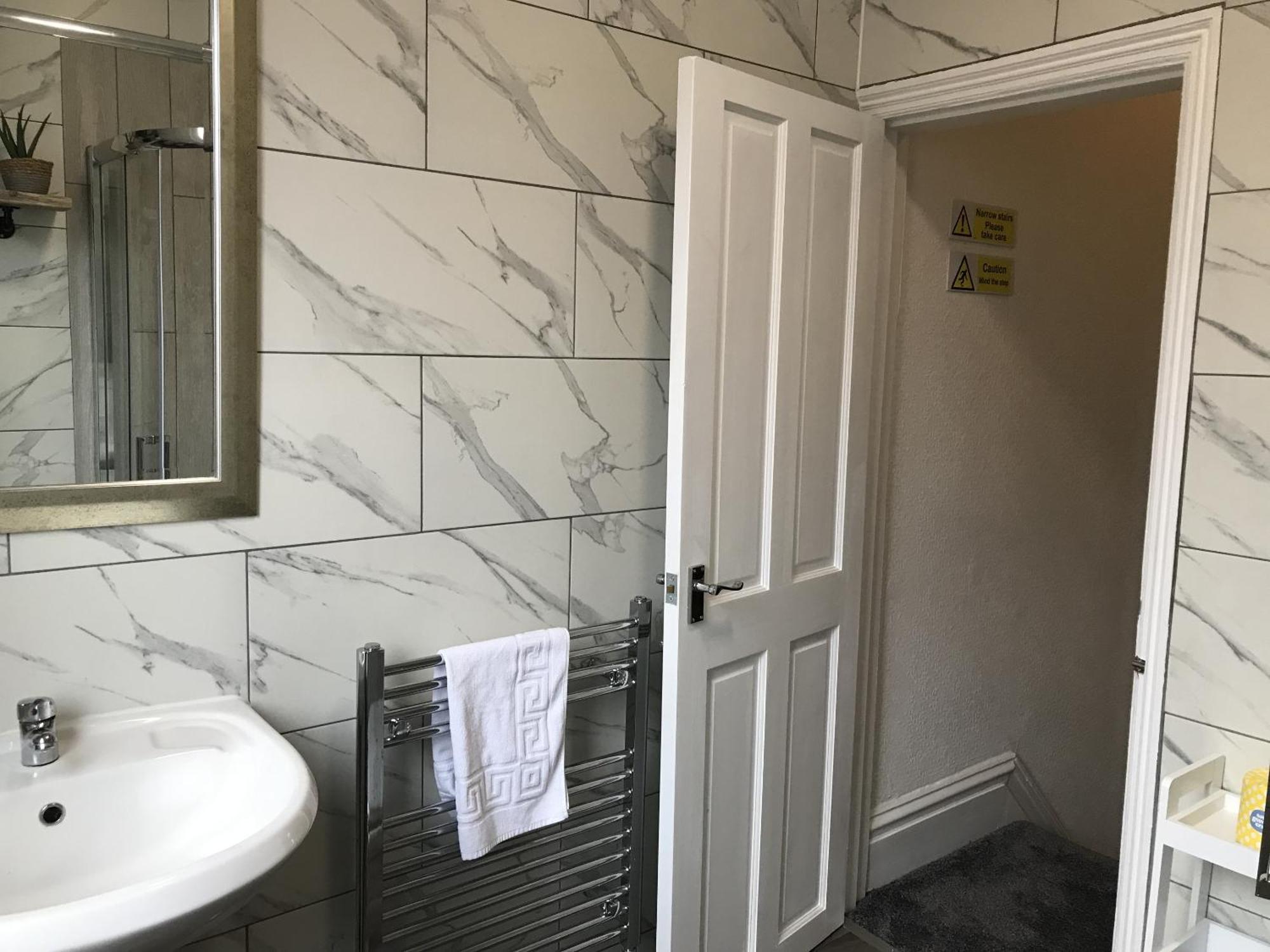 Bright Spacious 3-Bed With Office & Patio, Preston Preston  Exteriér fotografie